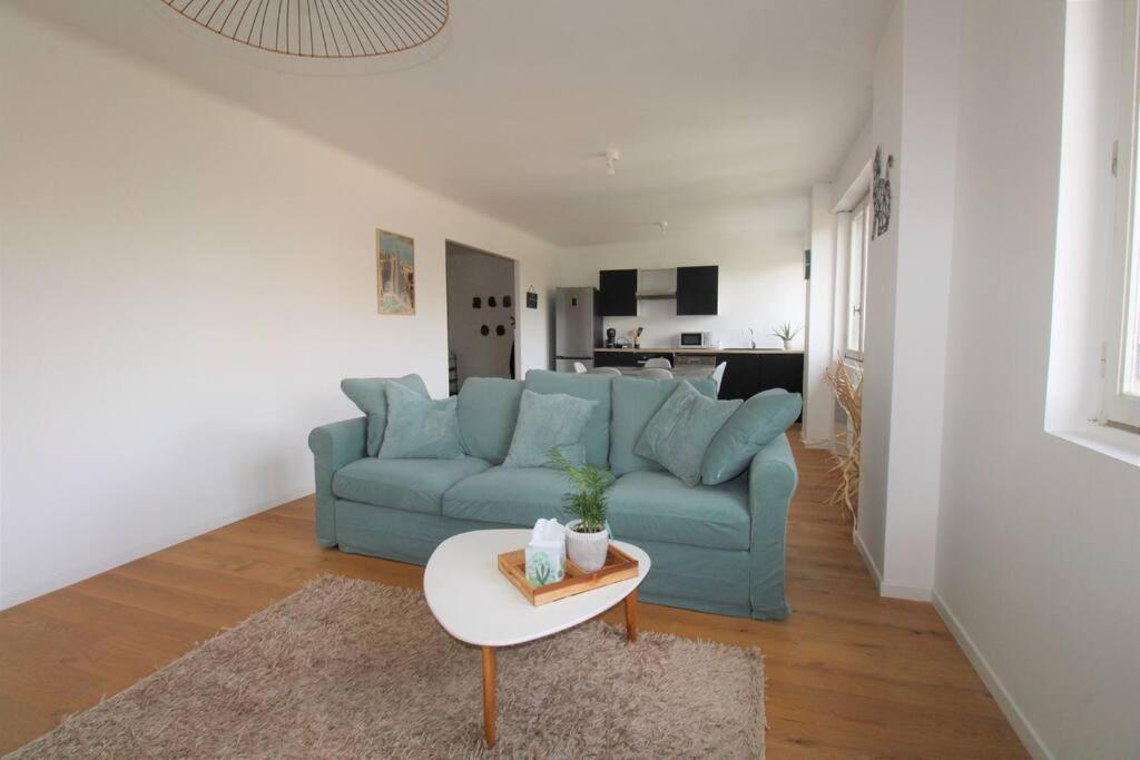 Joli Appartement Au Calme Lay-Saint-Christophe Eksteriør billede