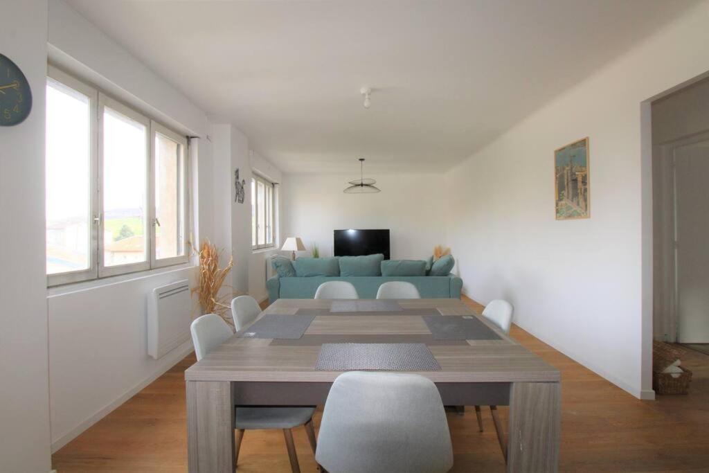 Joli Appartement Au Calme Lay-Saint-Christophe Eksteriør billede