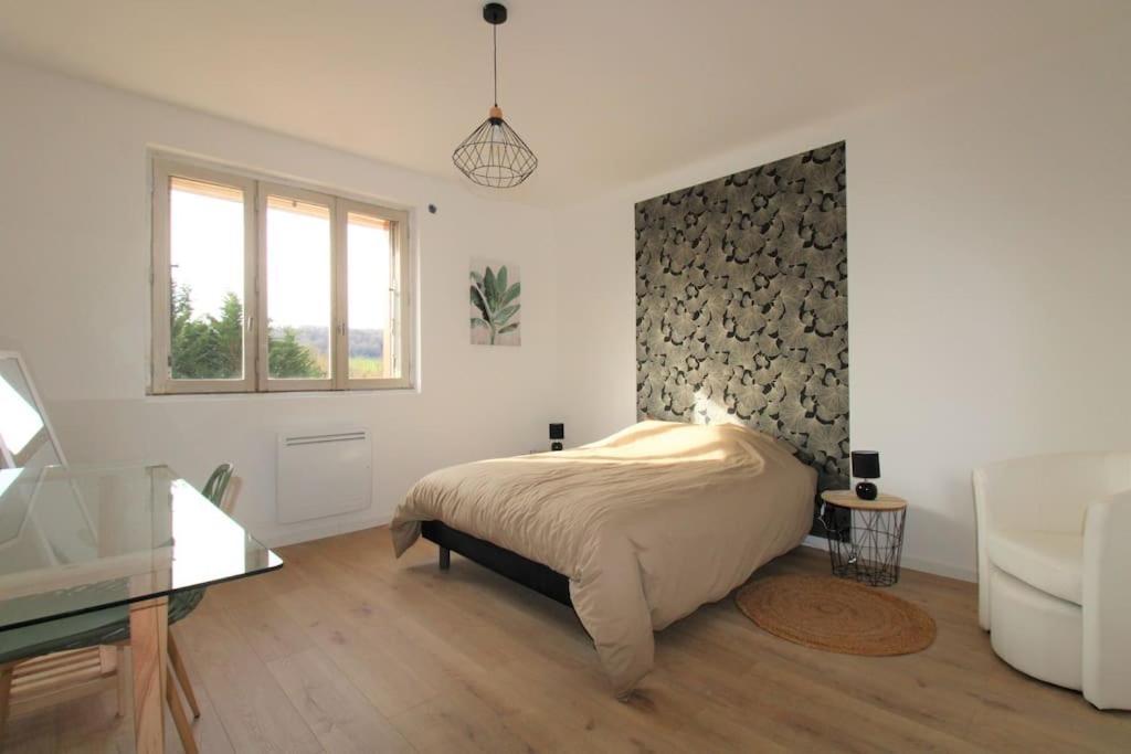 Joli Appartement Au Calme Lay-Saint-Christophe Eksteriør billede